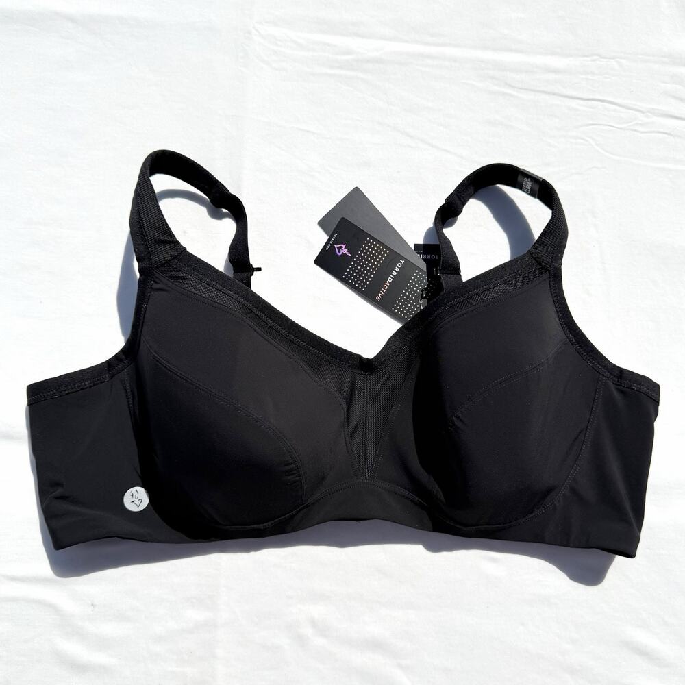 Torrid Active Underwire Sports Bra 48C Black Medium Support